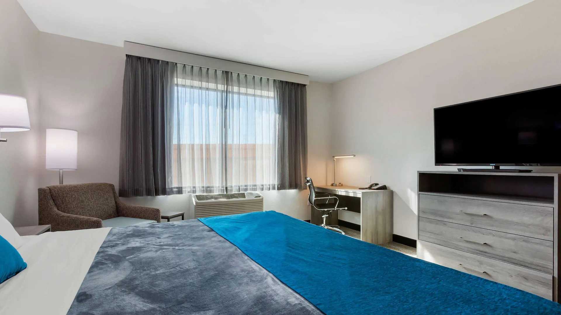 Best Western Plus Executive Residency Phoenix North Happy Valley 3*,  United States