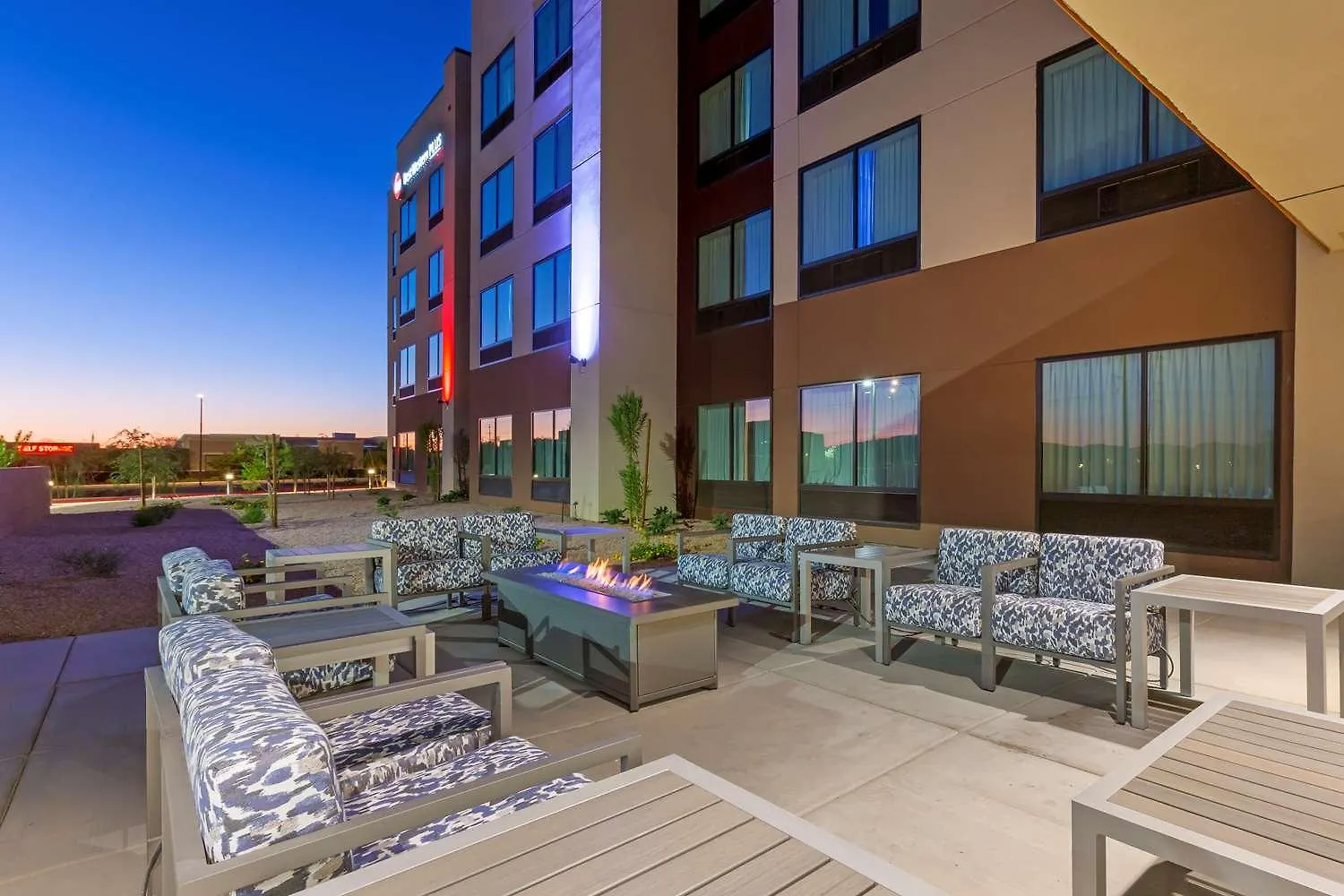 Best Western Plus Executive Residency Phoenix North Happy Valley 3*,