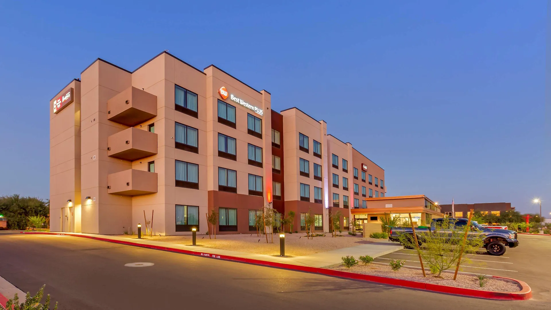Best Western Plus Executive Residency Phoenix North Happy Valley Hotel