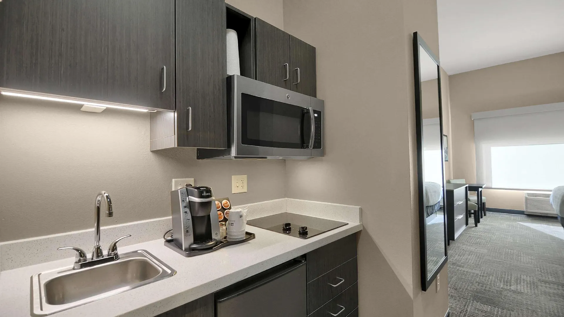Best Western Plus Executive Residency Phoenix North Happy Valley